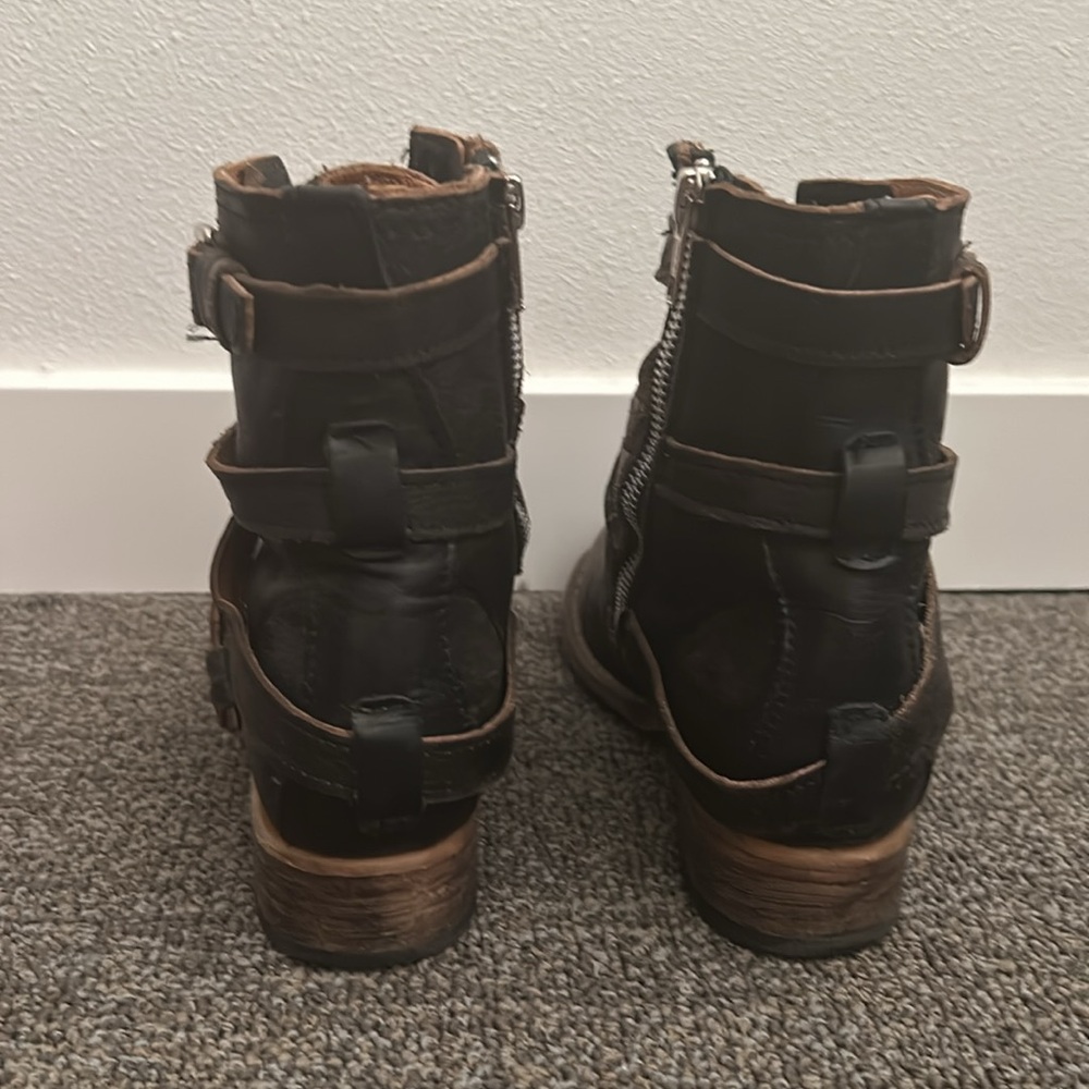 Freebird Raine Booties Size 6 - Picture 4 of 6